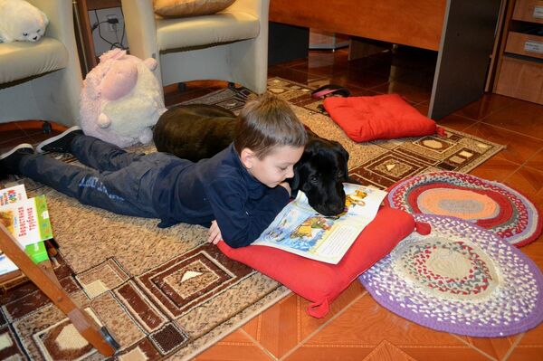 Участник проекта КниГАВ Участник проекта КниГАВ - Sputnik Таджикистан