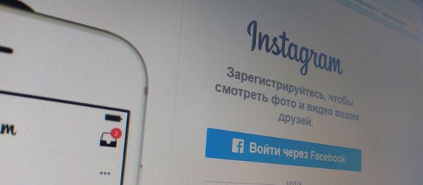 Шабакаи иҷтимоии Instagram. Акс аз бойгонӣ - Sputnik Тоҷикистон