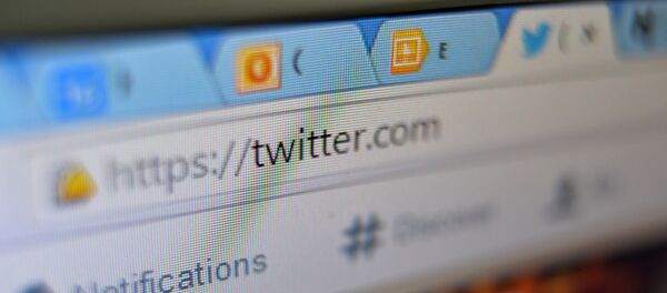 Работа на компьютере. Архивное фото Работа на компьютере. Архивное фото - Sputnik Таджикистан