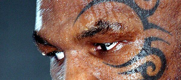 Боксер Майк Тайсон. Архивное фото Боксер Майк Тайсон. Архивное фото - Sputnik Таджикистан