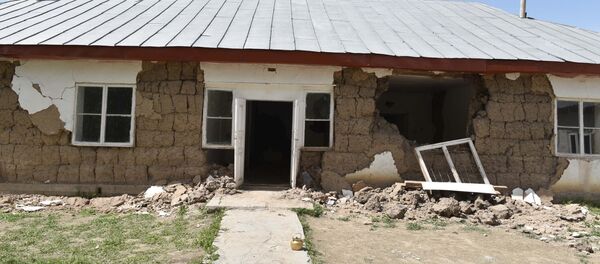 Кадры разрушенных домов после землетрясения в Раштском районе - Sputnik Тоҷикистон