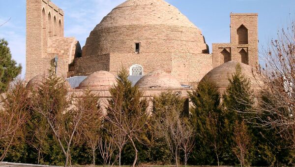 Мемориальный комплекс Хакима ат-Термези. Архивное фото - Sputnik Таджикистан