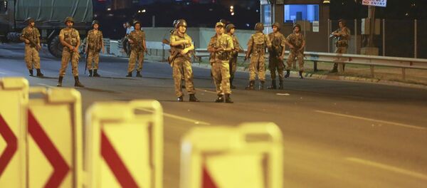 Военные в Турции. 15 июля 2016 - Sputnik Таджикистан