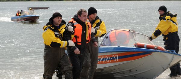 Спасатели МЧС, архивное фото Спасатели МЧС, архивное фото - Sputnik Тоҷикистон