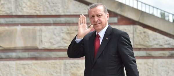 Раҷаб Тайиб Эрдуғон. Акс аз бойгонӣ - Sputnik Тоҷикистон