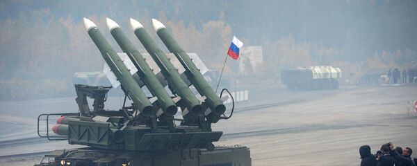 Зенитный ракетный комплекс Бук-М1, архивное фото Зенитный ракетный комплекс Бук-М1, архивное фото - Sputnik Таджикистан