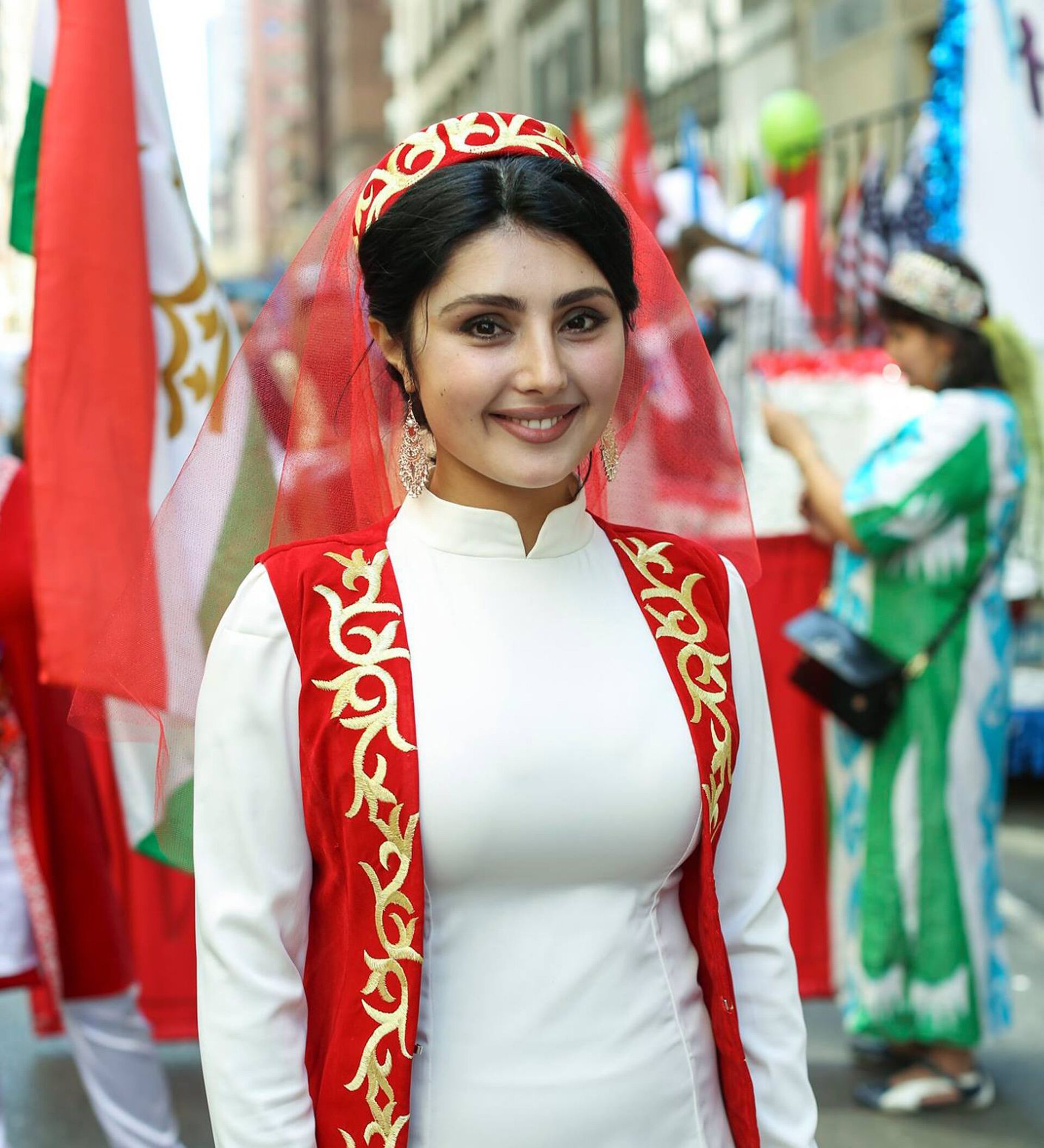 Таджикские полно. Таджикские женщины. Красивые таджички. Красивые девушки таджички. Самая красивая женщина в Таджикистане.