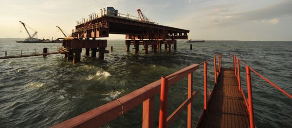 Строительство моста через Керченский пролив. Архивное фото - Sputnik Таджикистан