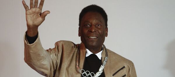 Бразильский футболист Пеле, архивное фото - Sputnik Таджикистан