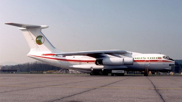 Ил-76 за 4 месяца до захвата в Кандагаре. Архивное фото - Sputnik Таджикистан