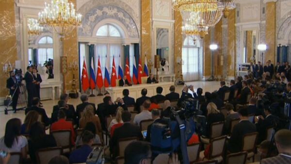 LIVE: Совместная пресс-конференция Путина и Эрдогана в Петербурге - Sputnik Таджикистан