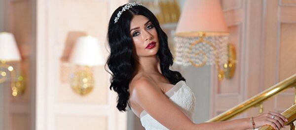 Карина Комил, участница из Таджикистана. Карина Комил, участница из Таджикистана. - Sputnik Таджикистан