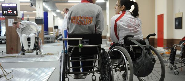 Фехтовальщики-паралимпийцы. Архивное фото - Sputnik Таджикистан