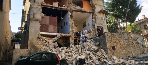 Натиҷаҳои замиларза дар Италия - Sputnik Тоҷикистон