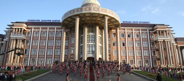 Ифтитоҳи Донишгоҳи давлатии Данғара. 1 сентябри соли 2016 - Sputnik Тоҷикистон