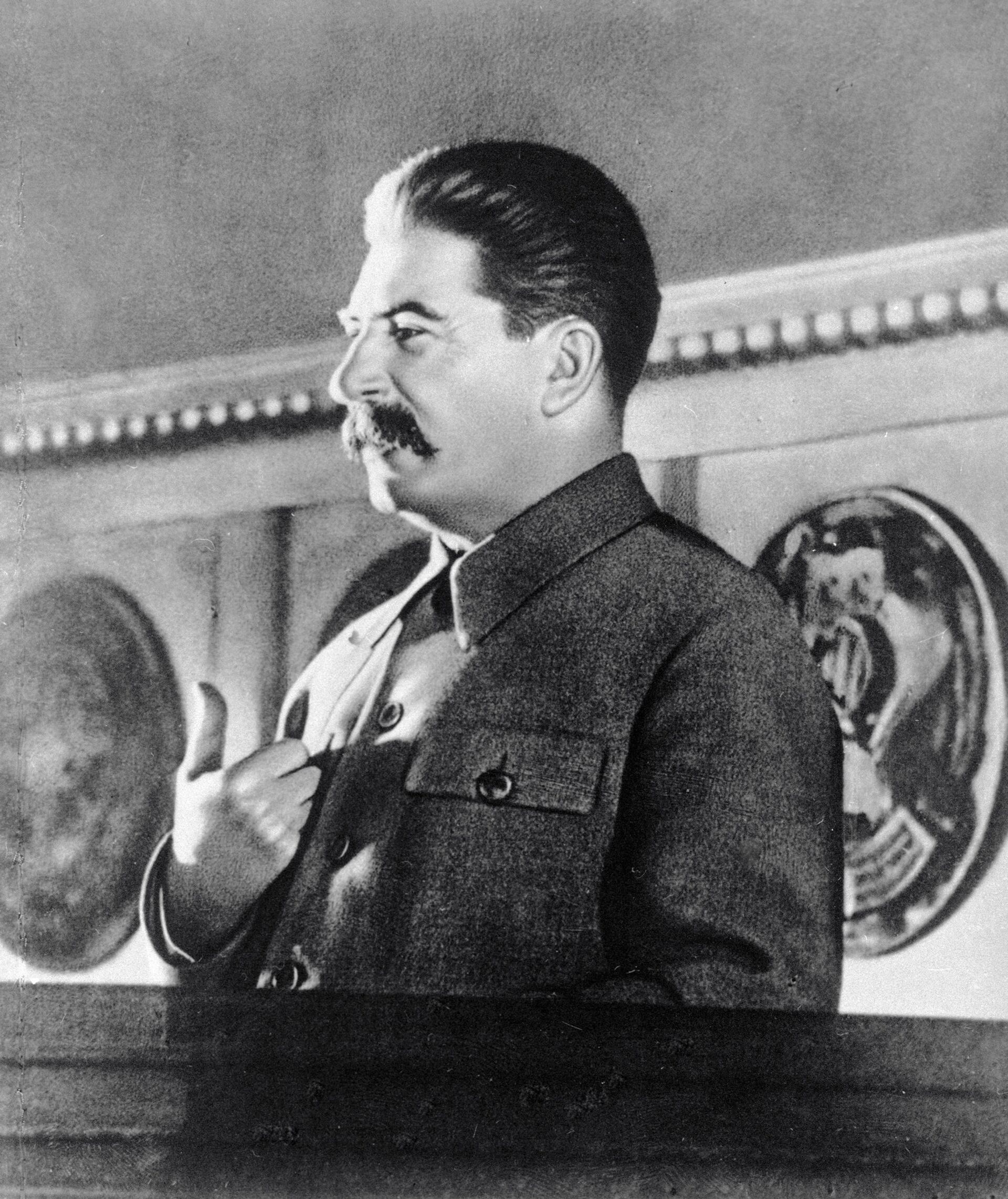 Иосиф Сталин. Архивное фото - Sputnik Тоҷикистон, 1920, 25.10.2021