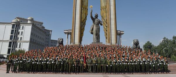 Репетиция парада в честь 25-летия Независимости Таджикистана - Sputnik Таджикистан