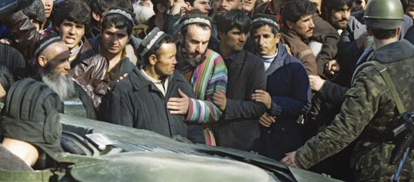 События 10-17 февраля 1990 года в Душанбе. В городе объявлено военное положение. - Sputnik Тоҷикистон