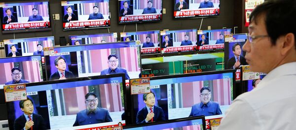 Эълони роҳбари ҶХДК дар бораи гузаронидани озмоиши ҳастаӣ Эълони роҳбари ҶХДК дар бораи гузаронидани озмоиши ҳастаӣ - Sputnik Тоҷикистон