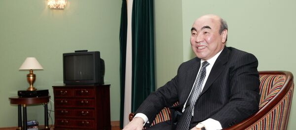 Аскар Акаев. Архивное фото - Sputnik Таджикистан