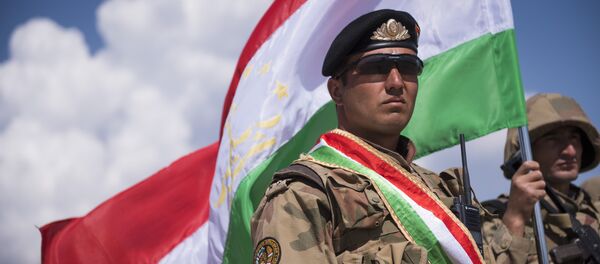 Низомии тоҷик. Акс аз бойгонӣ Низомии тоҷик. Акс аз бойгонӣ - Sputnik Тоҷикистон