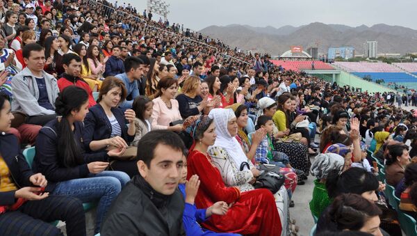 Концерт в честь 25-летия Независимости Таджикистана в Худжанде - Sputnik Таджикистан