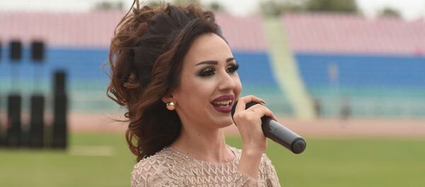 Зулайхо Маҳмадшо-овозхони попи тоҷик - Sputnik Тоҷикистон