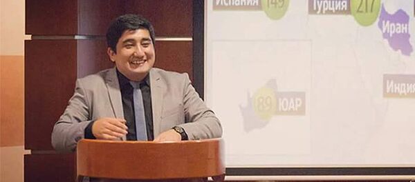 Узбекский политолог Рафаил Саттаров - Sputnik Таджикистан