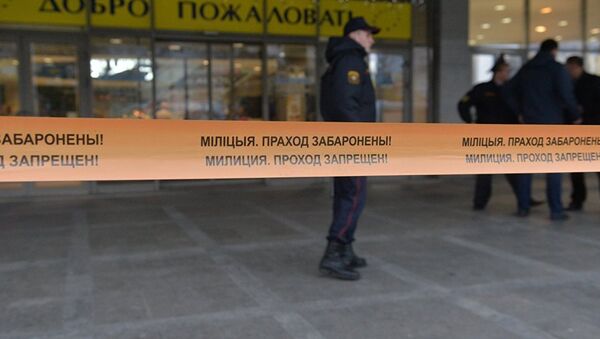 Место убийства в Минске оцеплено полицией - Sputnik Таджикистан