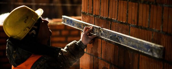 На стройплощадке, архивное фото На стройплощадке, архивное фото - Sputnik Таджикистан