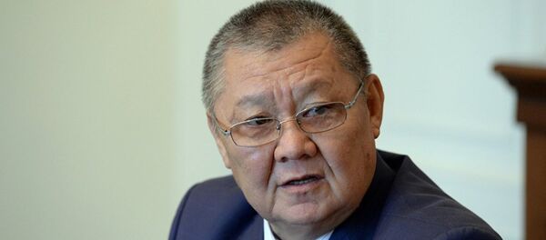 Токон Мамытов, архивное фото Токон Мамытов, архивное фото - Sputnik Таджикистан