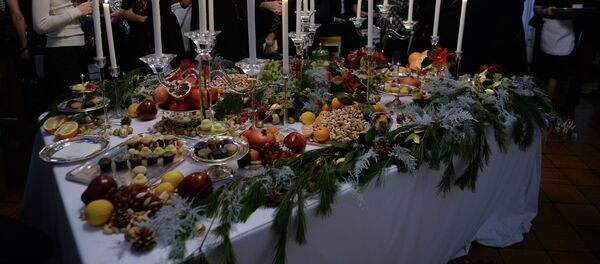 Банкети ҷашнӣ. Акс аз бойгонӣ - Sputnik Тоҷикистон