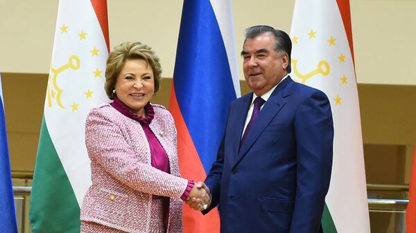 Встреча Валентины Матвиенко с Эмомали Рахмоном - Sputnik Таджикистан