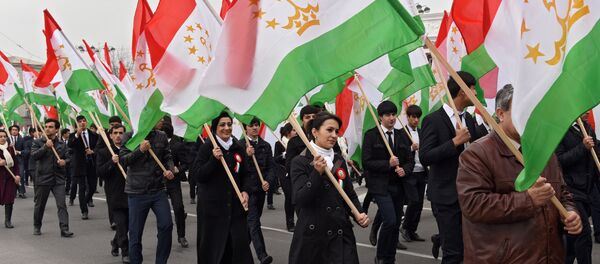 Празднование Дня флага в Таджикистане, архивное фото - Sputnik Таджикистан