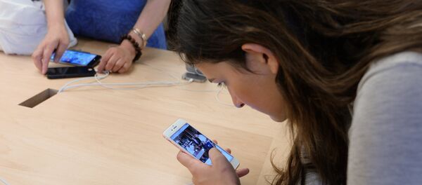 Алоқаи мобилӣ. Акс аз бойгонӣ - Sputnik Тоҷикистон