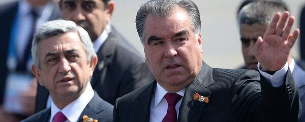Президент Республики Армения Серж Саргсян (слева) и президент Республики Таджикистан Эмомали Рахмон - Sputnik Тоҷикистон
