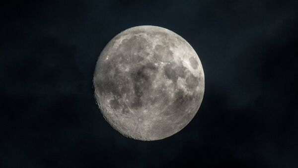 Луна, архивное фото - Sputnik Таджикистан