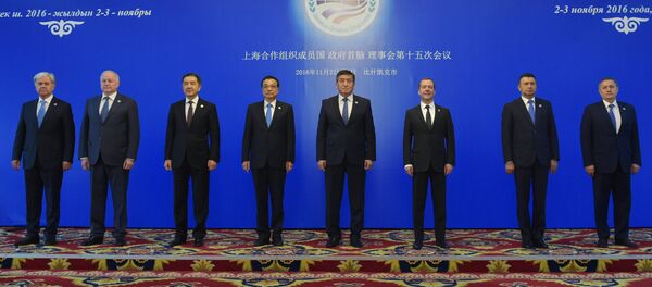 Сарони ҳукуматҳои аъзои ҳамкориҳои Шанхай дар Бишкек Сарони ҳукуматҳои аъзои ҳамкориҳои Шанхай дар Бишкек - Sputnik Тоҷикистон