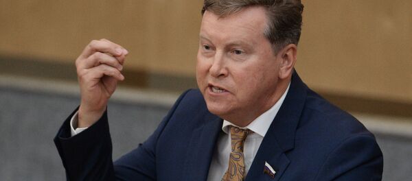 Олег Нилов, Акс аз бойгонӣ - Sputnik Тоҷикистон