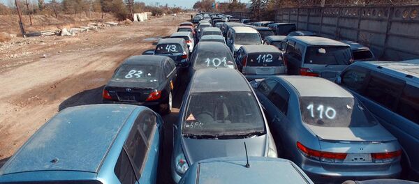 Радиоактивные машины из Японии в Бишкеке — аэросъемка Радиоактивные машины из Японии в Бишкеке — аэросъемка - Sputnik Таджикистан