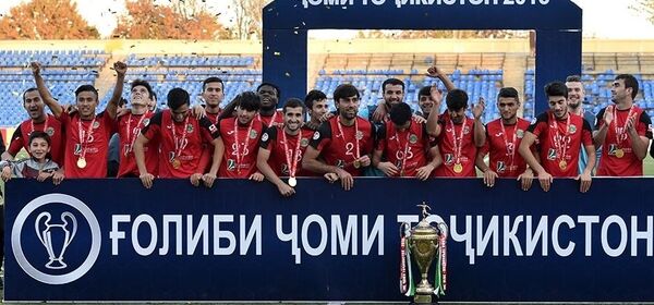 Команда Истиклола выиграла Кубок Таджикистана по футболу Команда Истиклола выиграла Кубок Таджикистана по футболу - Sputnik Таджикистан