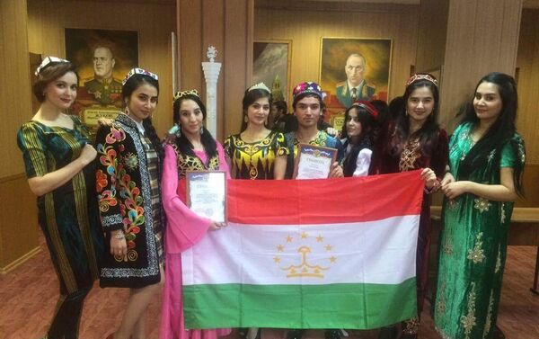 Представители Таджикистана на концерте по случаю Дня народного единства - Sputnik Таджикистан