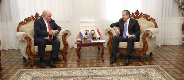 Сироҷиддин Аслов ва григорий Карасин. Акс аз бойгонӣ - Sputnik Тоҷикистон