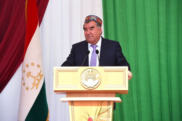 Основатель мира и национального единства — Лидер нации Эмомали Рахмон - Sputnik Таджикистан