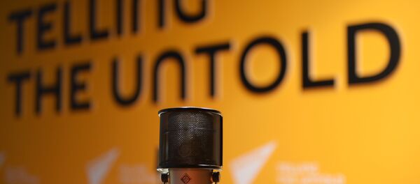 В студии радио Sputnik, архивное фото - Sputnik Таджикистан