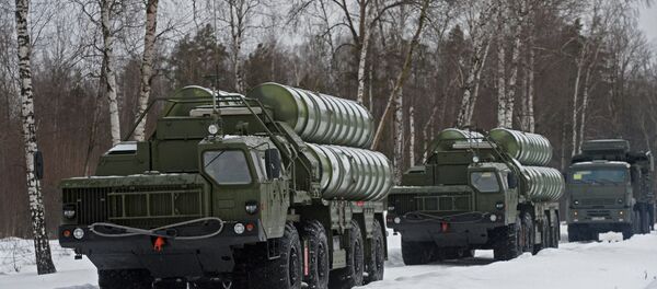 ЗРС С-400 Триумф заступила на боевое дежурство ЗРС С-400 Триумф заступила на боевое дежурство - Sputnik Таджикистан