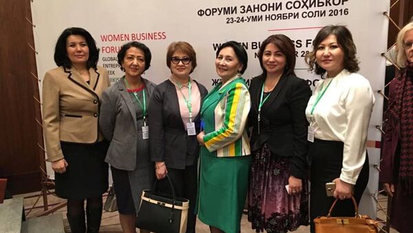 Участницы бизнес-форума в Душанбе - Sputnik Таджикистан