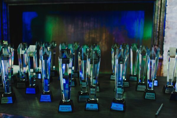 Награда DME AWARDS Награда DME AWARDS - Sputnik Таджикистан