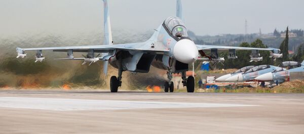 Подготовка к вылету самолетов ВКС России на авиабазе Хмеймим в Сирии, архивное фото Подготовка к вылету самолетов ВКС России на авиабазе Хмеймим в Сирии, архивное фото - Sputnik Таджикистан