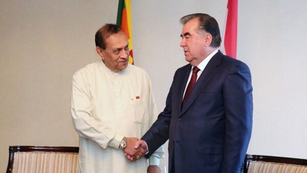 Президент Таджикистана Эмомали Рахмон и председатель Демократической Социалистической Республики Шри-Ланка Кару Джаясурия - Sputnik Таджикистан